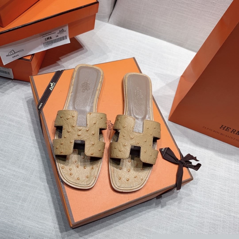 H**mes slippers